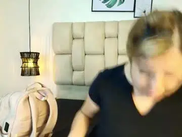 Chaturbate Best live sex cam show of sarablonde_t