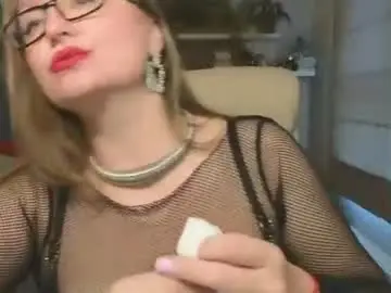 Chaturbate Best live sex cam show of dom_mummy