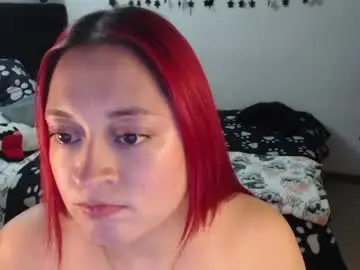Chaturbate Best live sex cam show of mia_adams_red