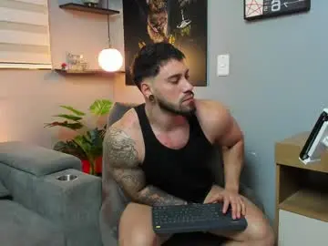 Chaturbate Live Sex of giorgio_leone2