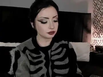 Chaturbate Live Sex Cam of adeelinee