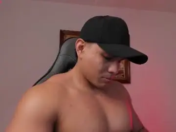 Chaturbate Free Live Porn of roy__constance