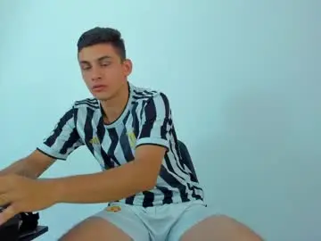 Chaturbate Sex Cam of max_wild01