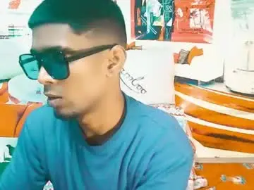 Chaturbate Live Porn of indianthuggin