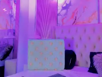Chaturbate Live Sex Cam of violettaruizz