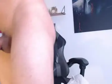 Chaturbate Adult Webcams of massimofiore_