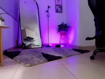 Chaturbate Sex Chat of vianca_cruzz