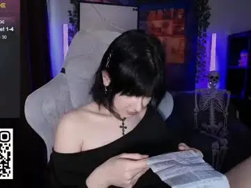 Chaturbate Watch Live Sex Cams of _gummybears_