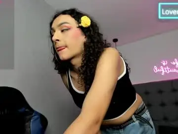 Chaturbate Live Sex of scarletcherry18
