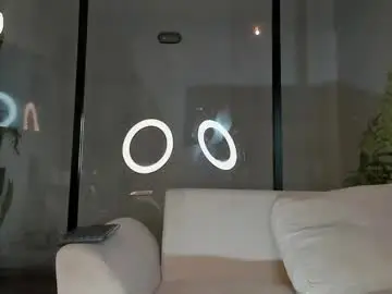 Chaturbate Free Live Porn of ameliajones_1