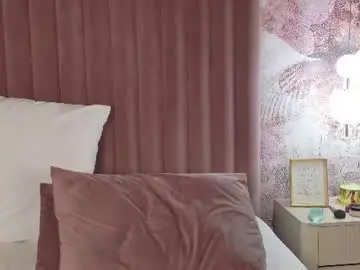Chaturbate Nude Webcam of ariaheart_