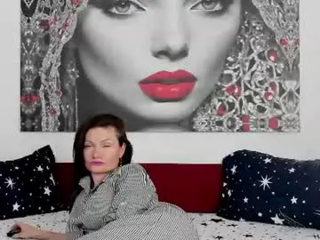 Chaturbate Adult Webcams of illegalbeauty87