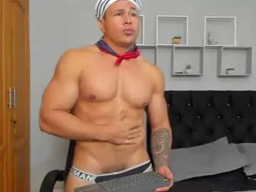 Chaturbate Adult Video Chat of tyler_hank1