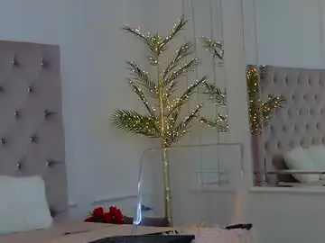 Chaturbate Live Sex Cam of kimmdaviss