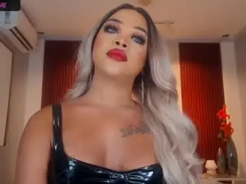 Chaturbate Adult Video Chat of urmajestytyra