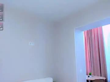Chaturbate Live Sex Cam of feral__berry__