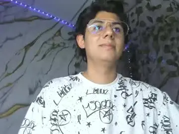 Chaturbate Live Sex Cam of _latinsexy