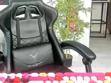 Chaturbate Live Sex Cam of _feralberry__