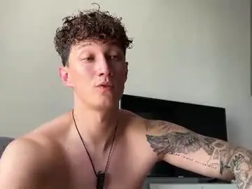 Chaturbate Live Sex Cam of lyon_power_
