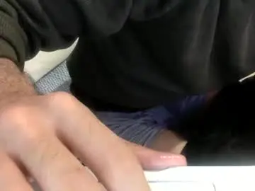Chaturbate Live Sex Cam of onehitwonder21