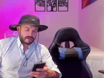 Chaturbate Nude Webcam of alexanderjaz