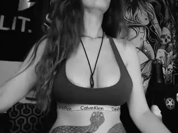 Chaturbate Free Porn Cam of silentmary