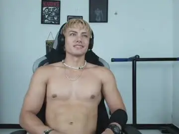 Chaturbate Live Sex of lover_fitnessboy