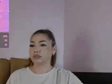 Chaturbate Watch Live Sex Cams of ellabelle_