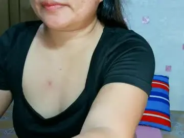 Chaturbate Watch Live Sex Cams of wetsexycurves4uxx