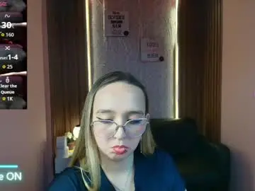 Chaturbate Live Porn of liaroberts1