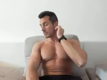 Chaturbate Sex Cam of roberto4ever