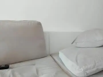 Chaturbate Watch Live Sex Cams of roberto4ever