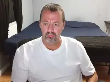 Chaturbate Best live sex cam show of airbornelunsford39