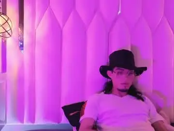 Chaturbate Sex Cam of santsara