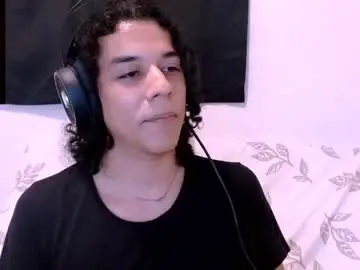 Chaturbate Watch Live Sex Cams of isidroglasc
