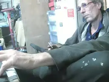 Chaturbate Sex Cam of 03oldskoolatgm