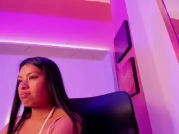 Chaturbate Free Porn Cam of chloemartini_
