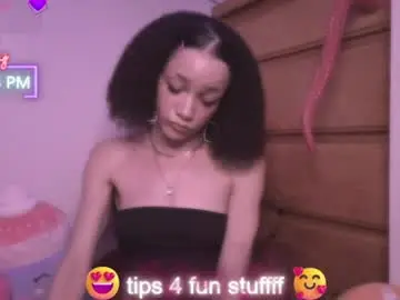 Chaturbate Live Sex of abruisedpeach