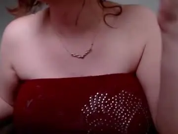 Chaturbate Live Sex Cam of krystalsyxx