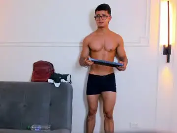 Chaturbate Free Porn Cam of paradise_boy_s