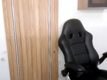 Chaturbate Free Porn Cam of emma_jonness