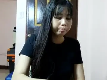 Chaturbate Nude Webcam of queennbbee