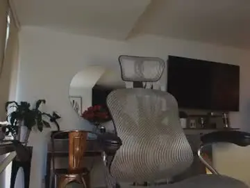 Chaturbate Live Sex Cam of clark_strong