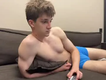 Chaturbate Sex Cam of panda_b0y