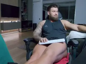 Chaturbate Live Sex Cam of enrikoblue