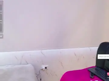 Chaturbate Live Sex Cam of i_am_hanna