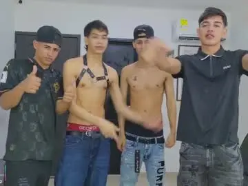 Chaturbate Live Porn of voyeurism_guys