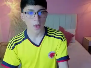 Chaturbate Nude Webcam of ryan_valentino