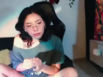 Chaturbate Best live sex cam show of jaadee18
