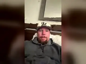 Chaturbate Live Sex Cam of thickand35